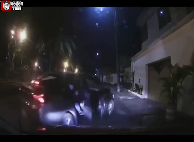 Video :Amazing escape from a vehicle assassination attempt